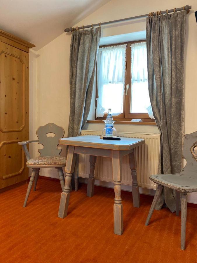 Zum Schweizerbartl Motel Garmisch-Partenkirchen Eksteriør bilde